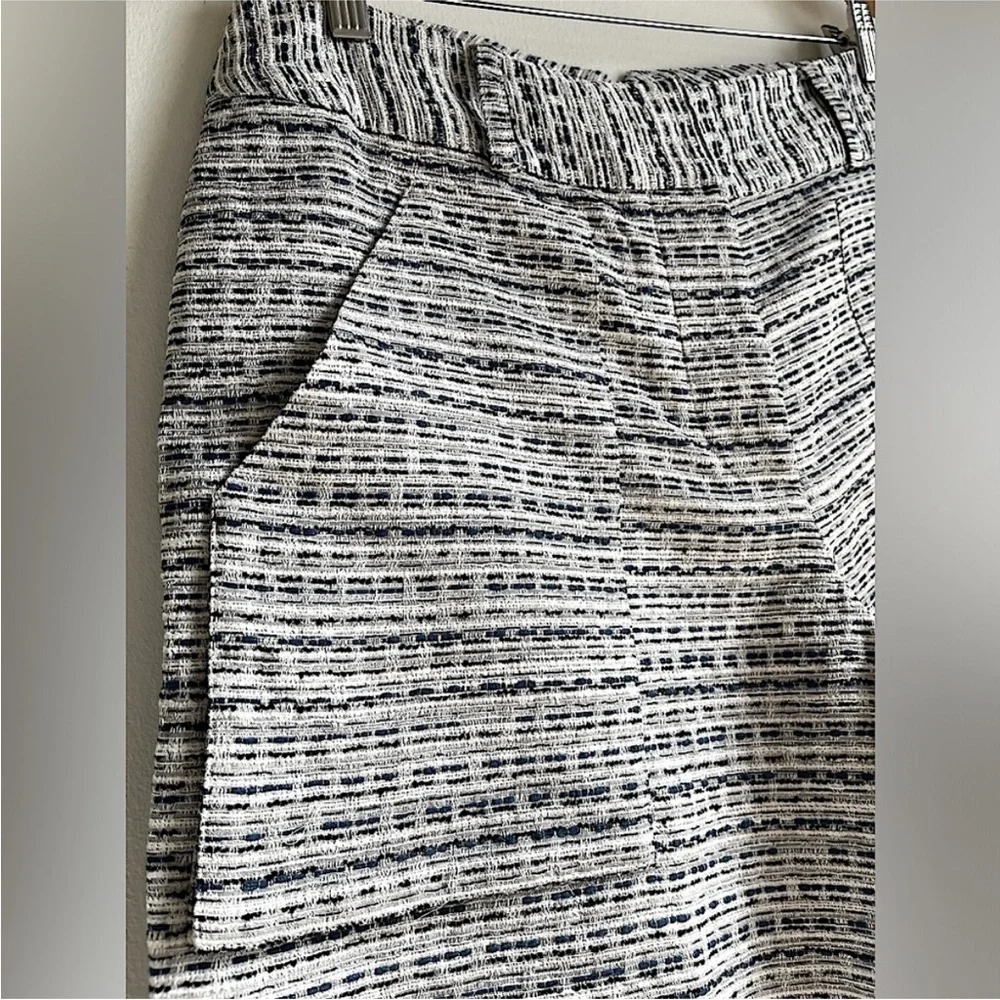 ✨ Adam Lippes Casual Tweed Shorts - Size 8 ✨